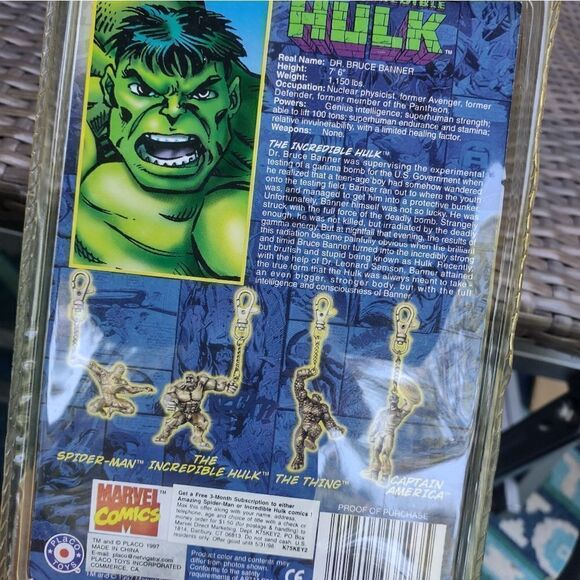 Vintage NIB Hulk Metal Keychain Backpack Hanging Charm - Picture 7 of 7